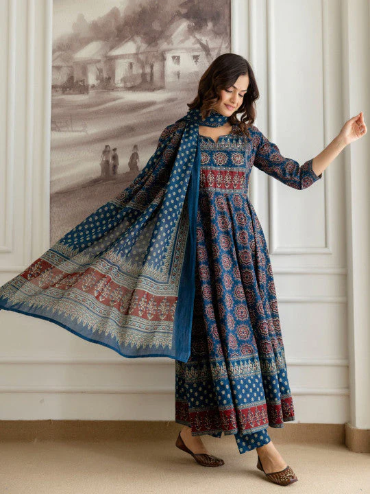 Blue Floral Printed Sequinned Pure Cotton A-Line Kurta With Palazzos & Dupatta - Image 2