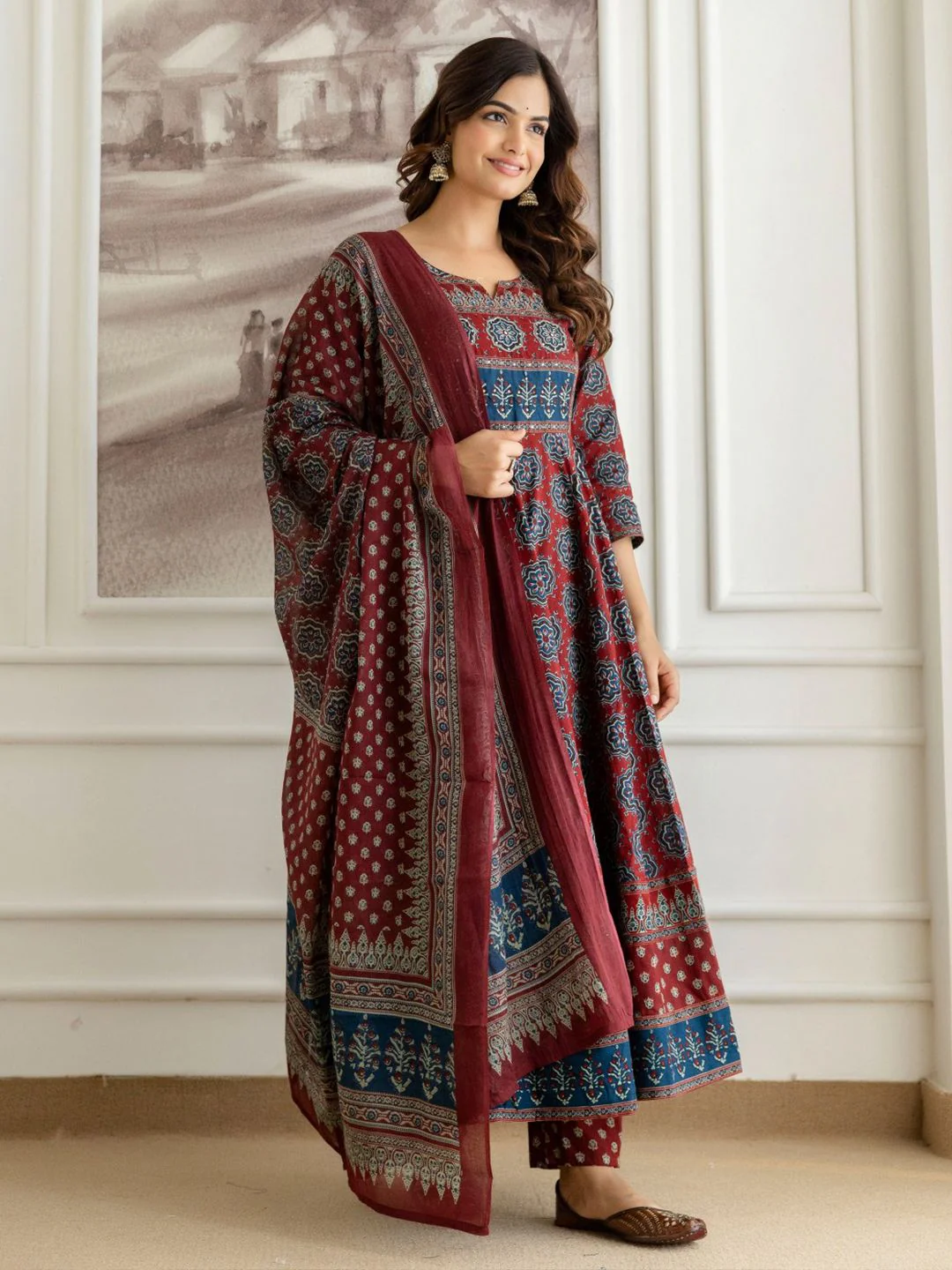 Maroon Printed Round Neck Tiered Pure Cotton Anarkali Kurta With Trousers & Dupatta - Image 4