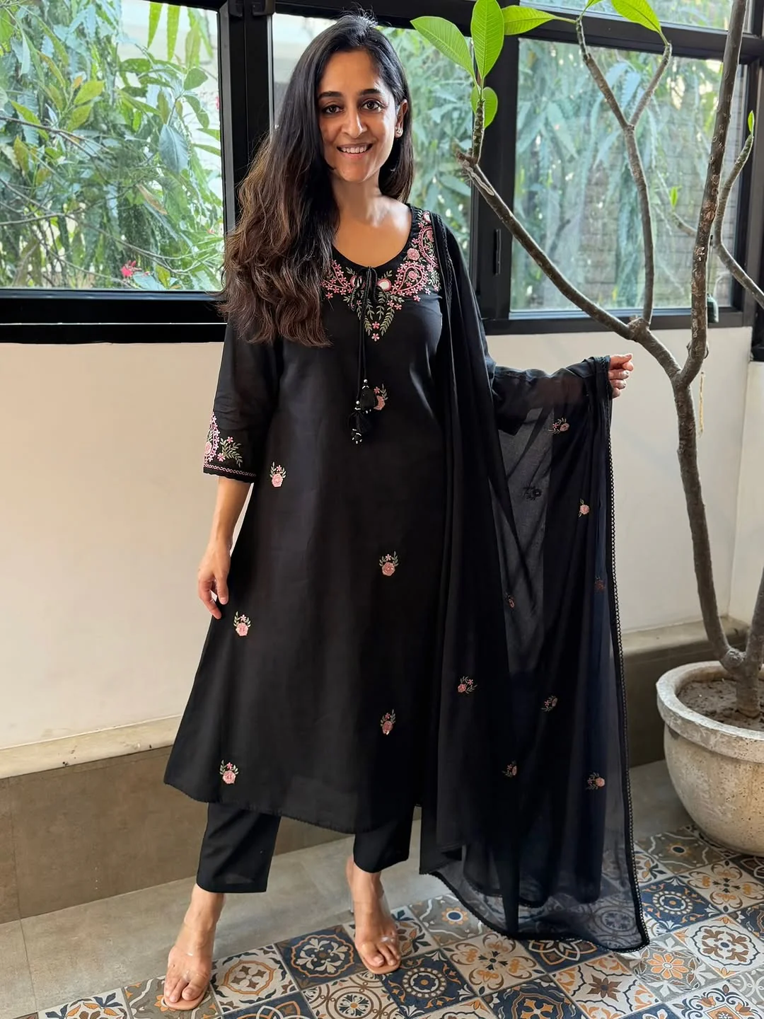 Women’s Black Embroidered Kurta Pant Set with Dupatta - Image 4